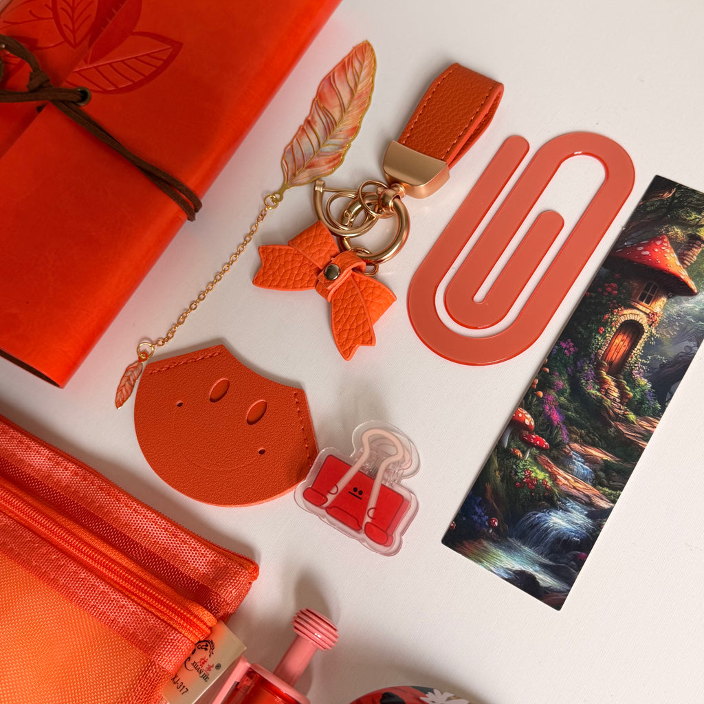 Orange  bookish bundle 📚