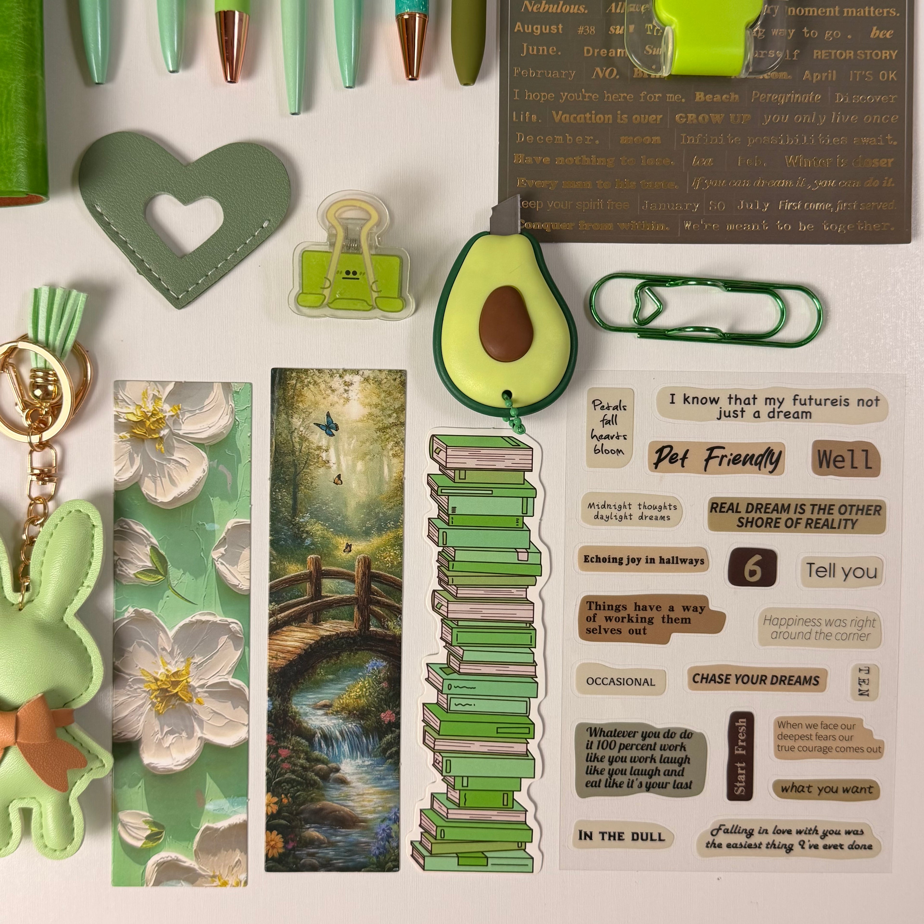 Meadow Green — Bookish Bundle 🍀