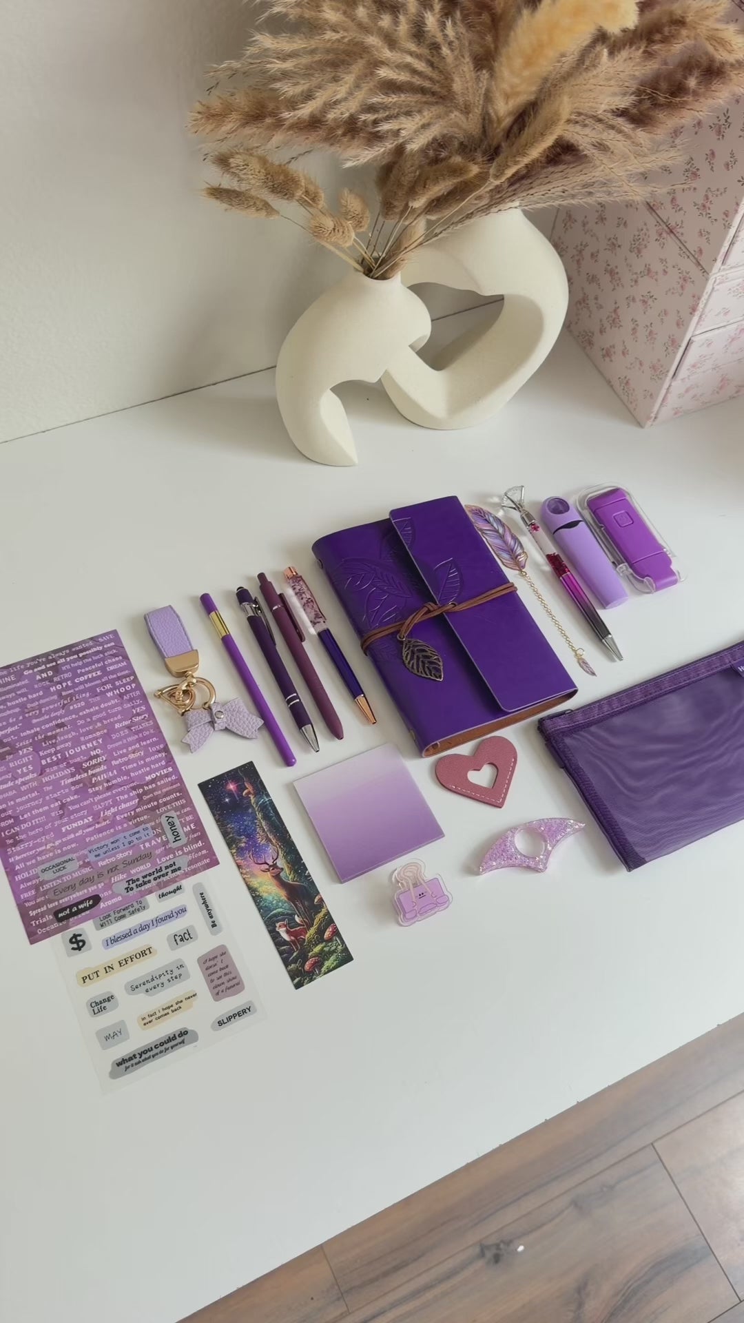 Purple bookish bundle 💜